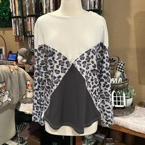 Leopard top